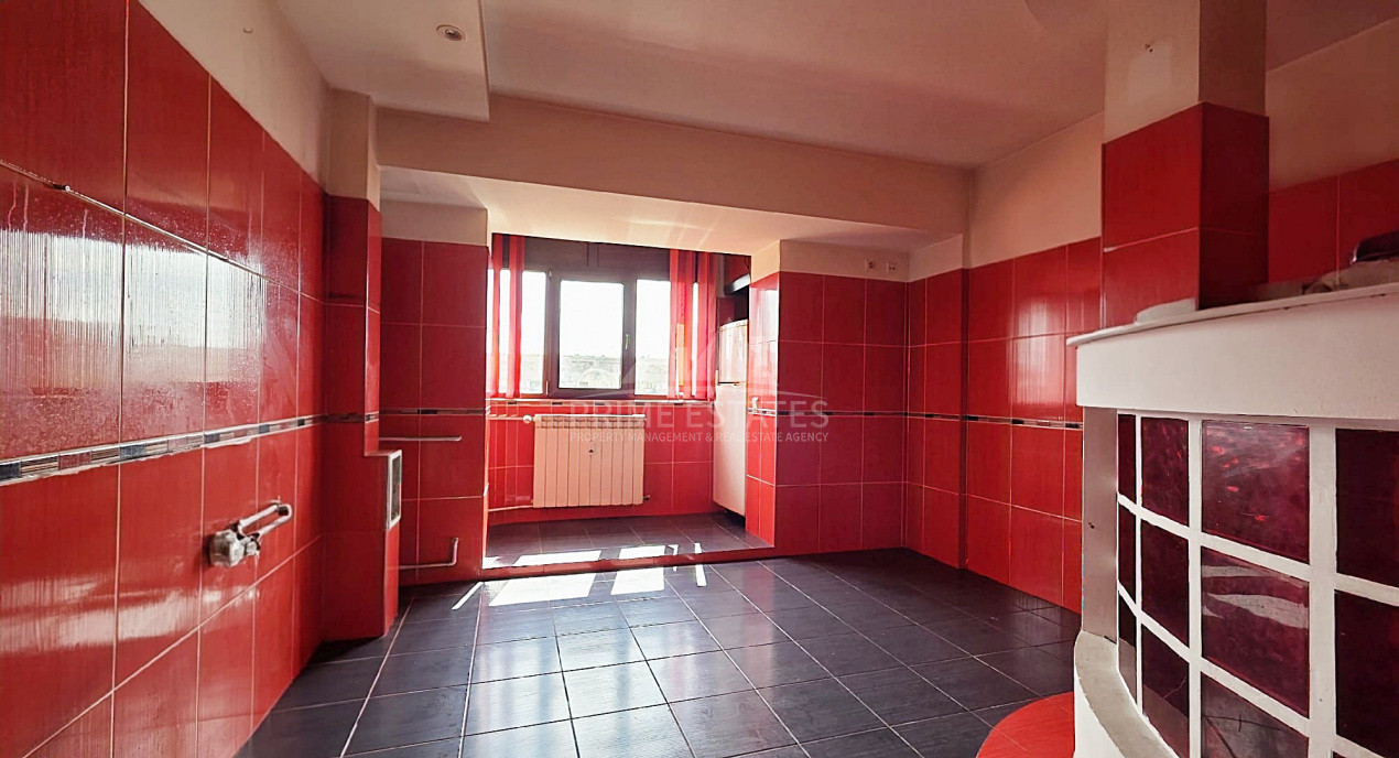 Inchiriere apartament 3 camere decomandat Unirii Fantani