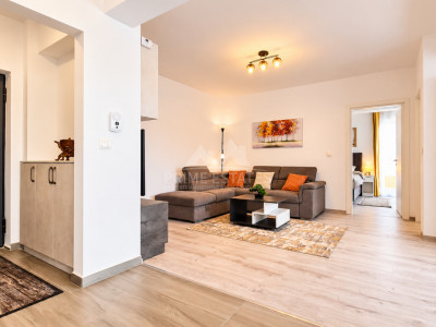 Inchiriere apartament 2 camere cu parcare  Otopeni Maramures Residence