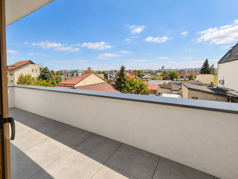 De Vanzare Apartament 4 camere | Terasă 16 mp | Piata Domenii