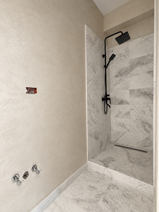 De Vanzare Apartament 3 camere | Curte 116 mp | Piata Domenii