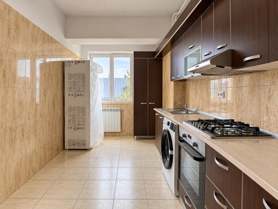 De închiriat Apartament 3 camere | Parcare | Vitan–Timpuri Noi