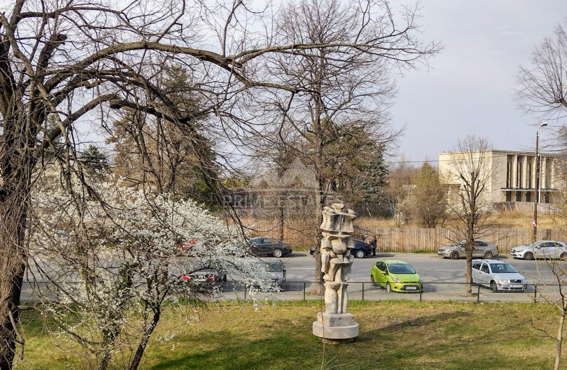  De inchiriat 3 camere, pozitie unica Parc Herastrau-Baneasa