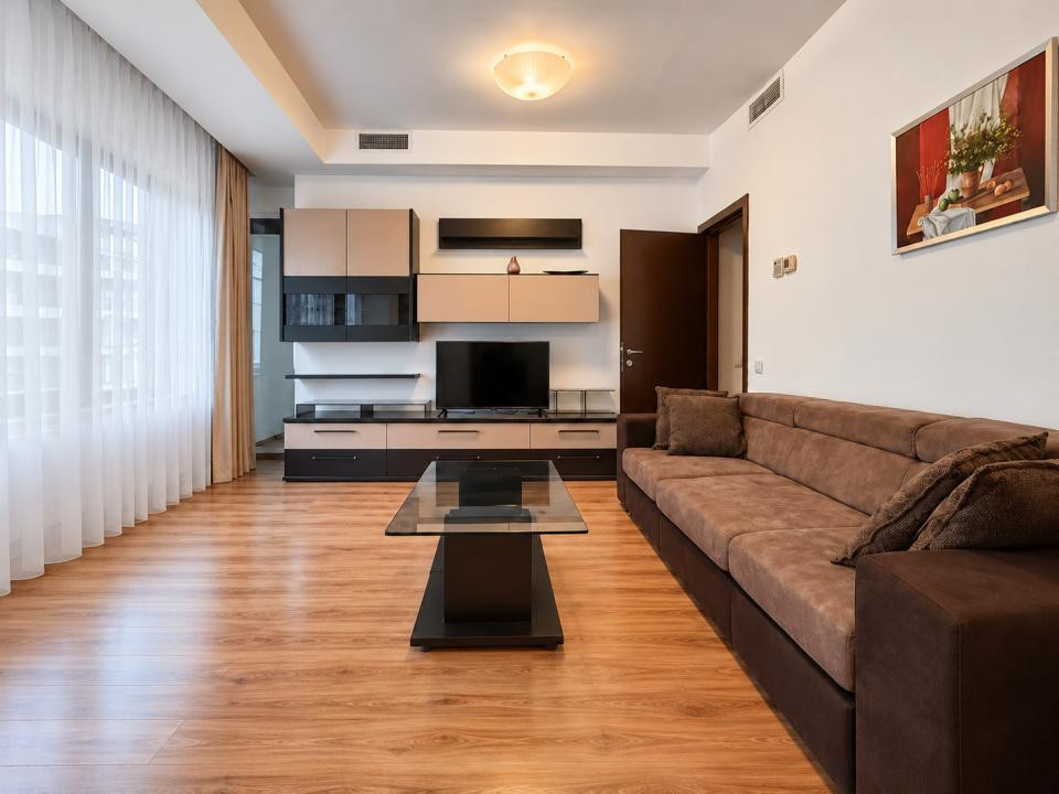 De Închiriat Apartament 3 Camere | Parcare | Herăstrău – Nordului