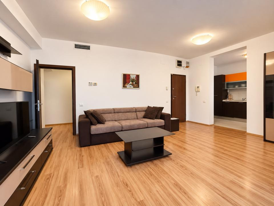 De Închiriat Apartament 3 Camere | Parcare | Herăstrău – Nordului