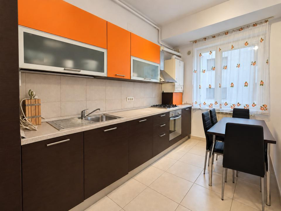 De Închiriat Apartament 3 Camere | Parcare | Herăstrău – Nordului