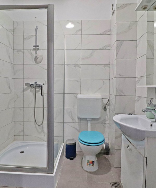 Garsoniera decomandata centrala proprie metrou Dimitrie Leonida la 50 m