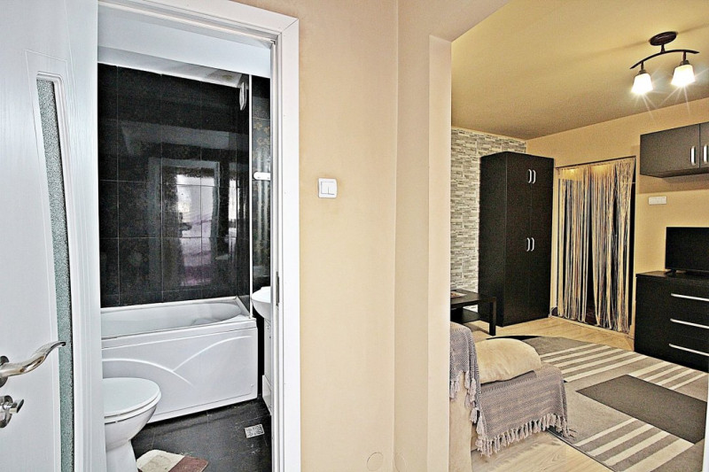 Apartment 2 rooms, recently renovated Metro Grivitei