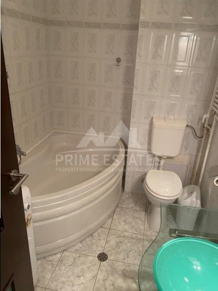 Bulevardul Unirii apartament 3 camere  cu vedere deschisa Casa Poporului