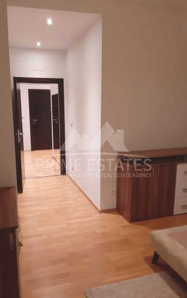Inchiriere 2 camere cu garaj si piscina, comision 0% in Complex Natura