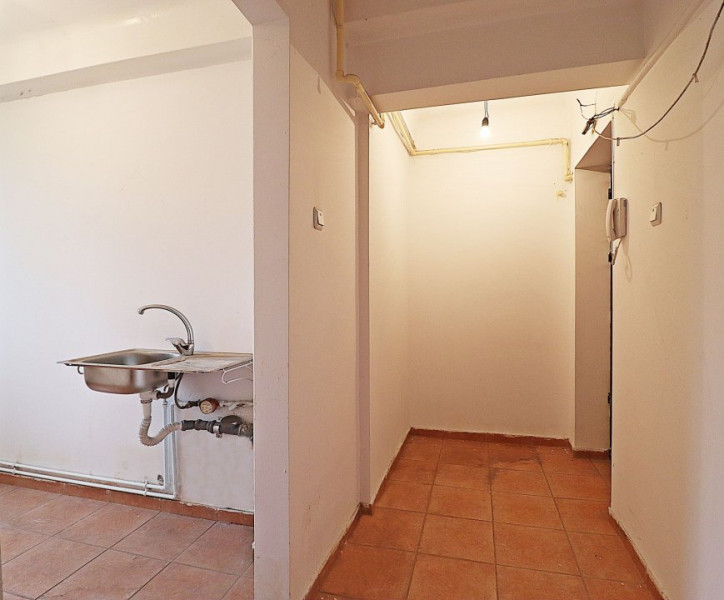 Apartament 2 camere cu centrala Vatra Luminoasa