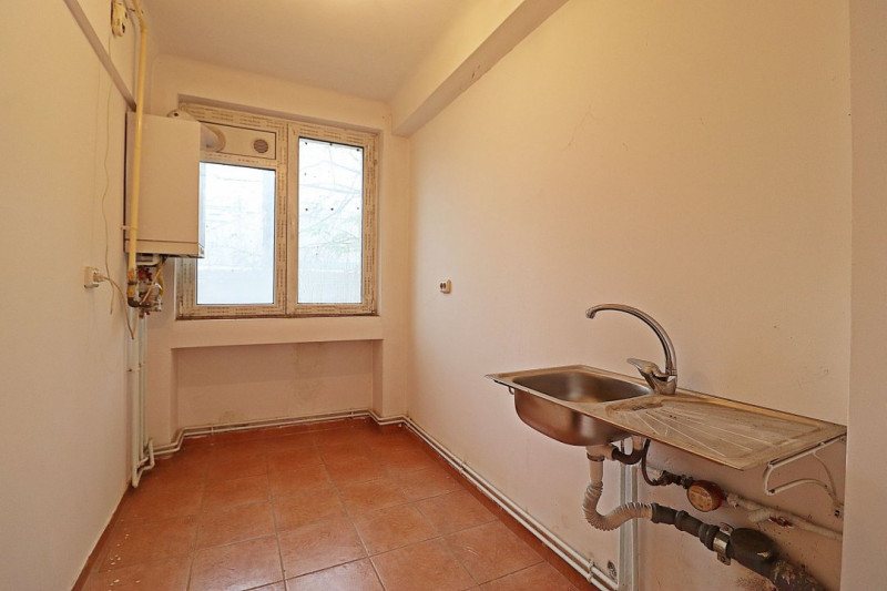 Apartament 2 camere cu centrala Vatra Luminoasa