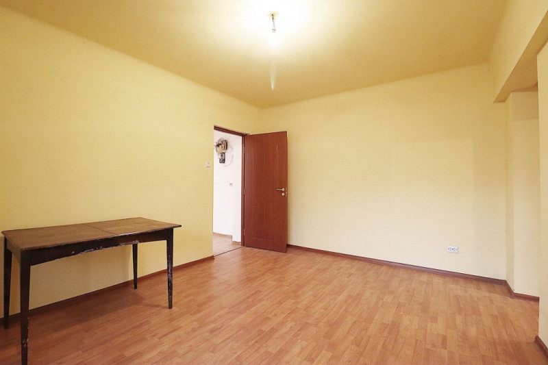 Apartament 2 camere cu centrala Vatra Luminoasa