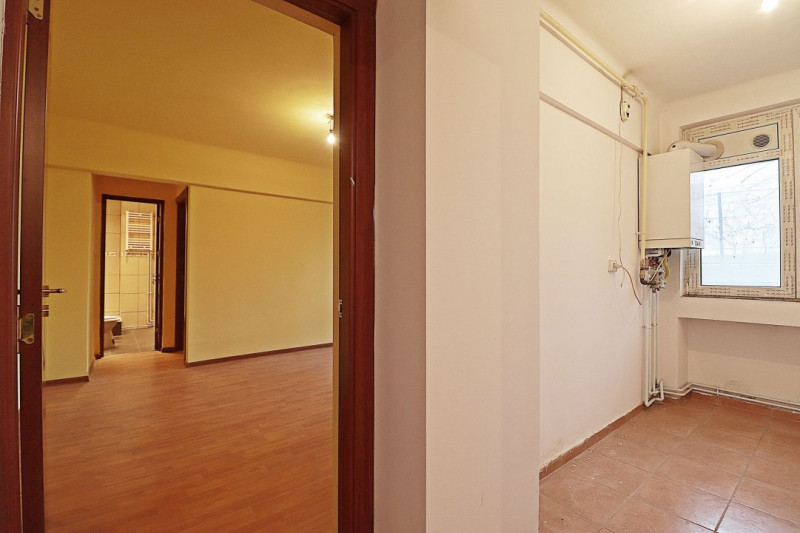 Apartament 2 camere cu centrala Vatra Luminoasa