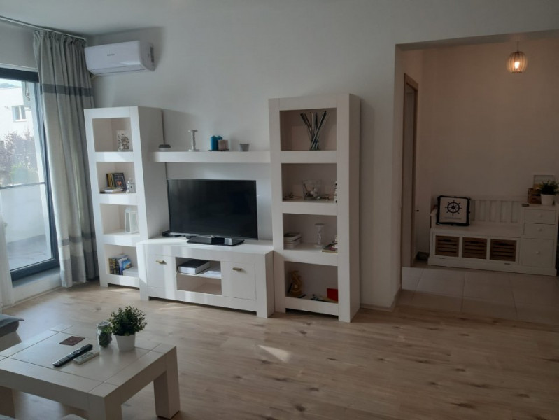 For rent 2 bedroom with 40 sqm, in Complex with swimming pool - Iancu Nicolae