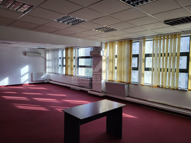 Cladire de birouri cu acces facil in zona de business a sectorului 4, D+P+3 E