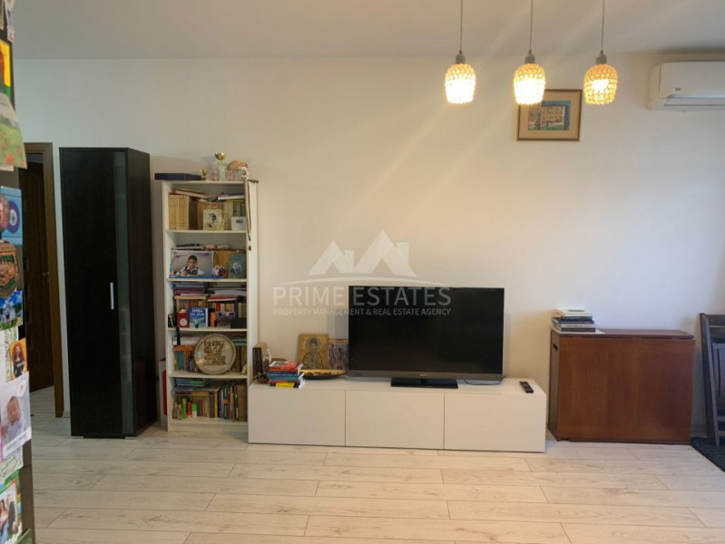 De inchiriat 2 camere terasa 15 mp si garaj, boxa, Green Residence Sisesti